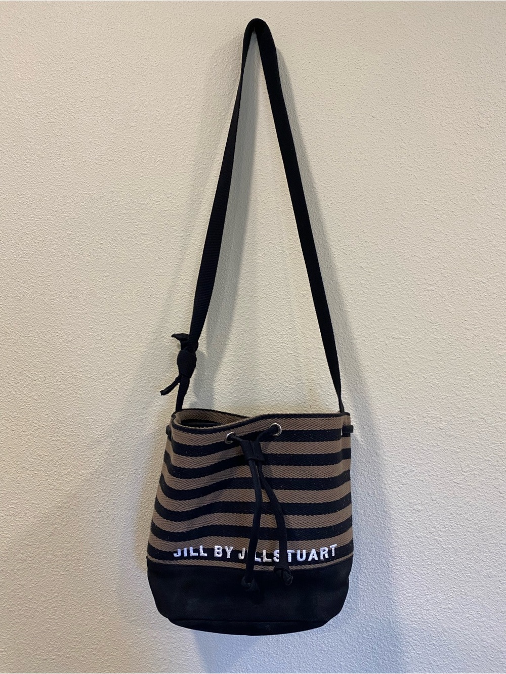 Jill by Jill Stuart Bucket Crossbody Bag